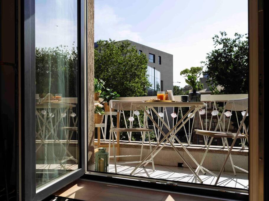 Bright 2Br Apartment - Top Location - City Balcony Bucharest Exterior photo